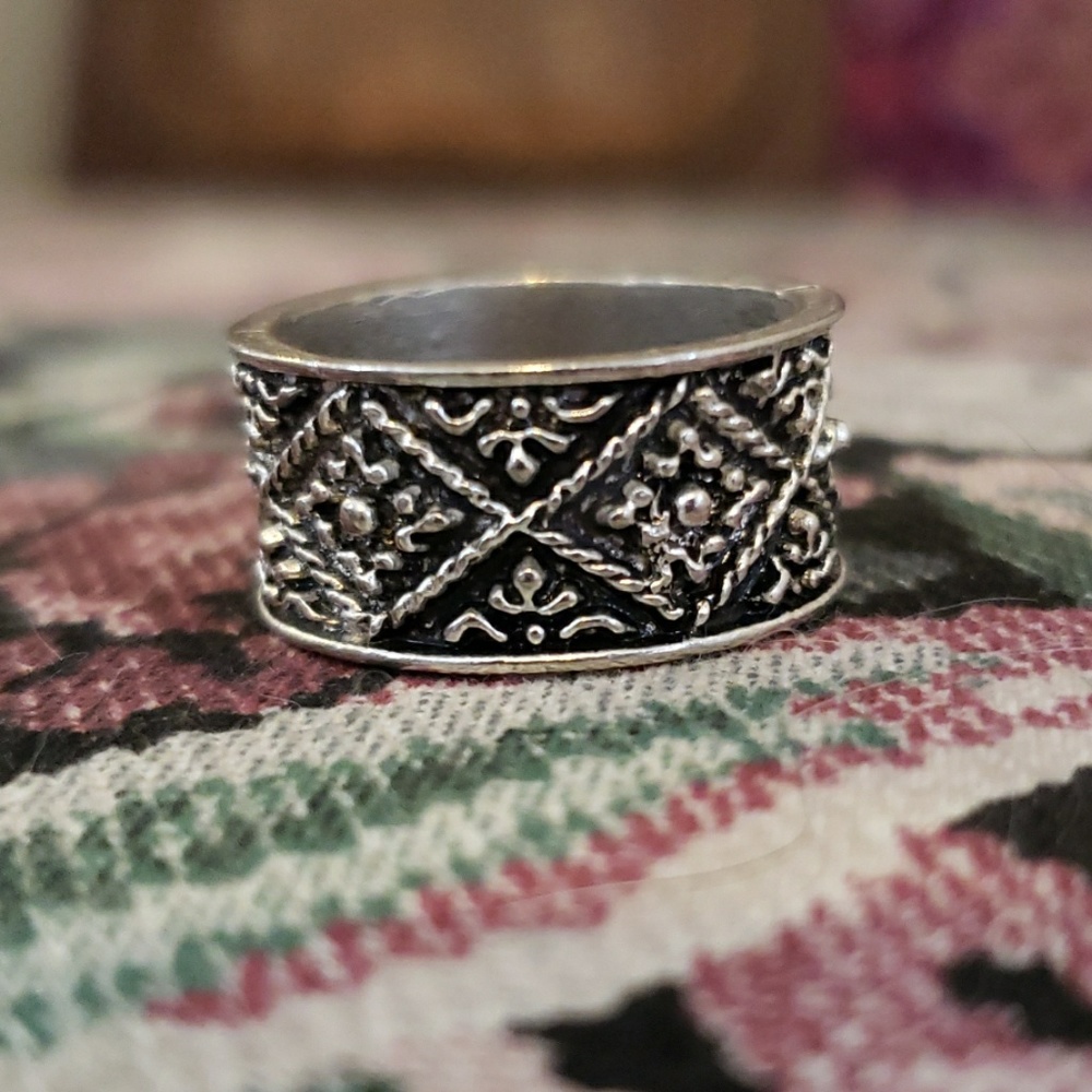 Thick Tribal Patterned Silver Ring